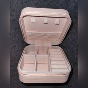 NWT Pastel Pink Travel Jewelry Organizer